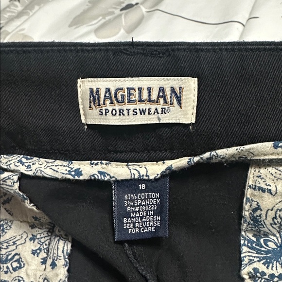 Magellan Outdoors Black Capris - Picture 2 of 4